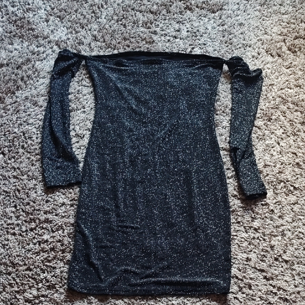 Elegant Black Glitter Long Sleeve Dress